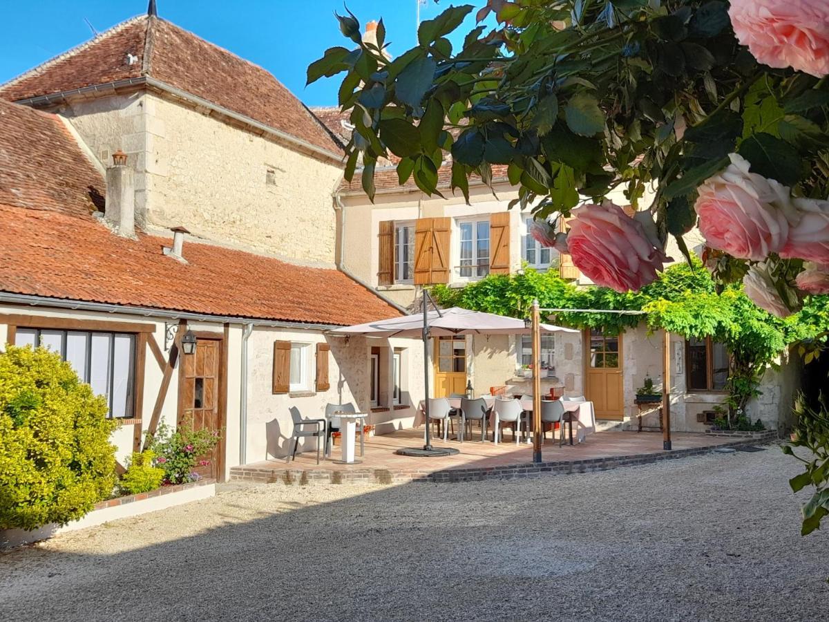 Aux Sources De Ouanne Bed & Breakfast エクステリア 写真