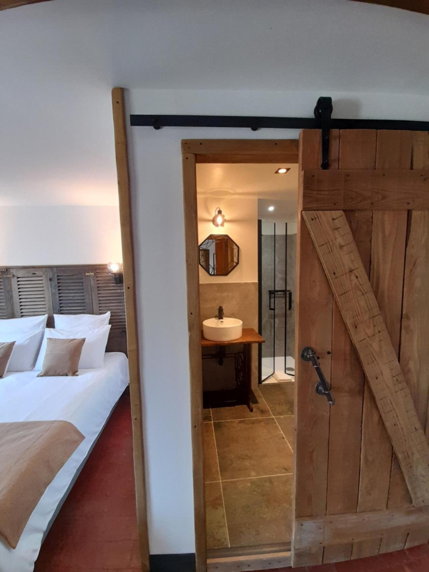 Aux Sources De Ouanne Bed & Breakfast 部屋 写真